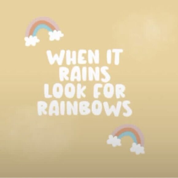 Poly mailers bubble mailers mix sizes poly mailers and stickers - Picture 12 of 15